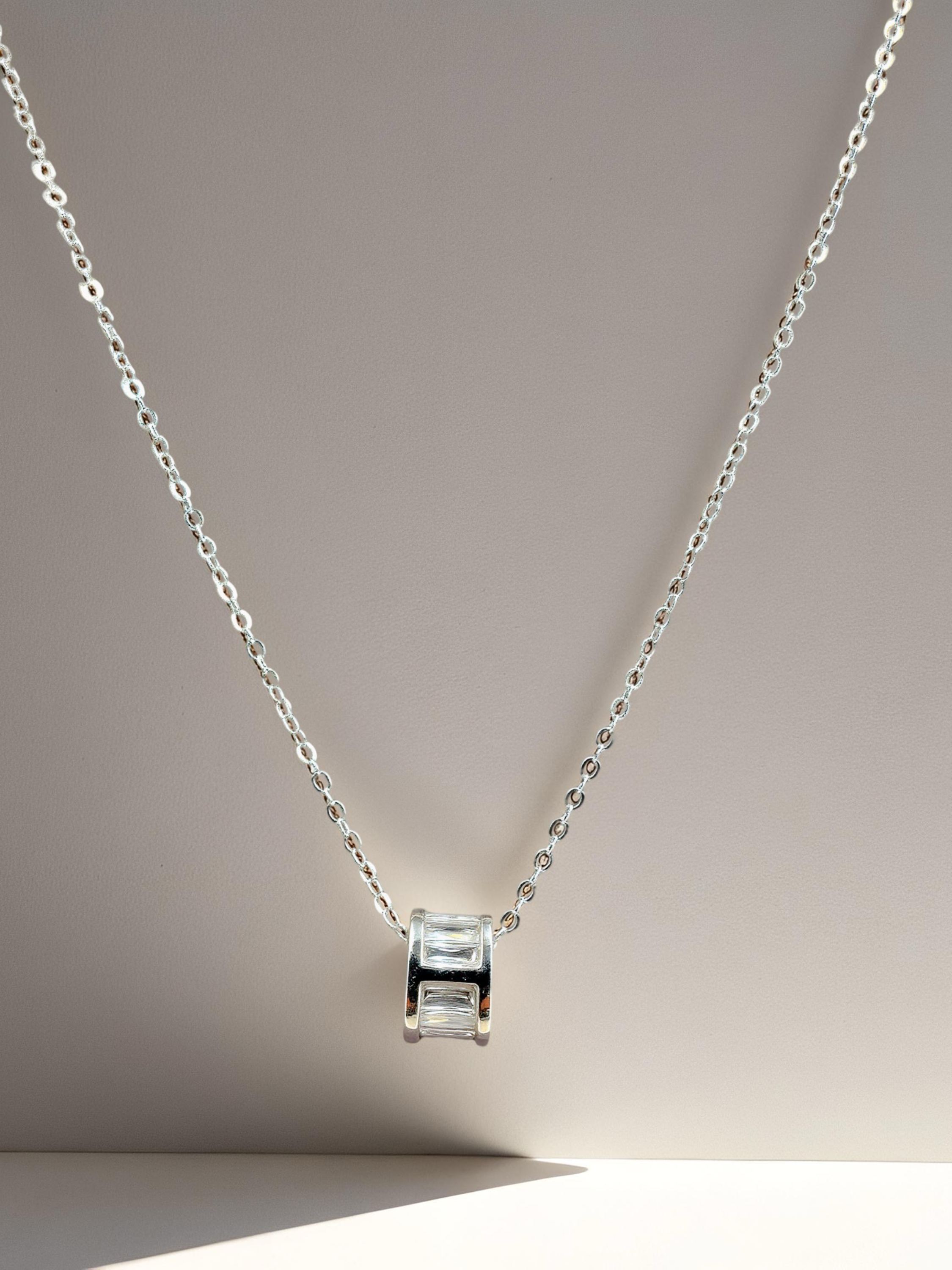 Lucent Edge chain