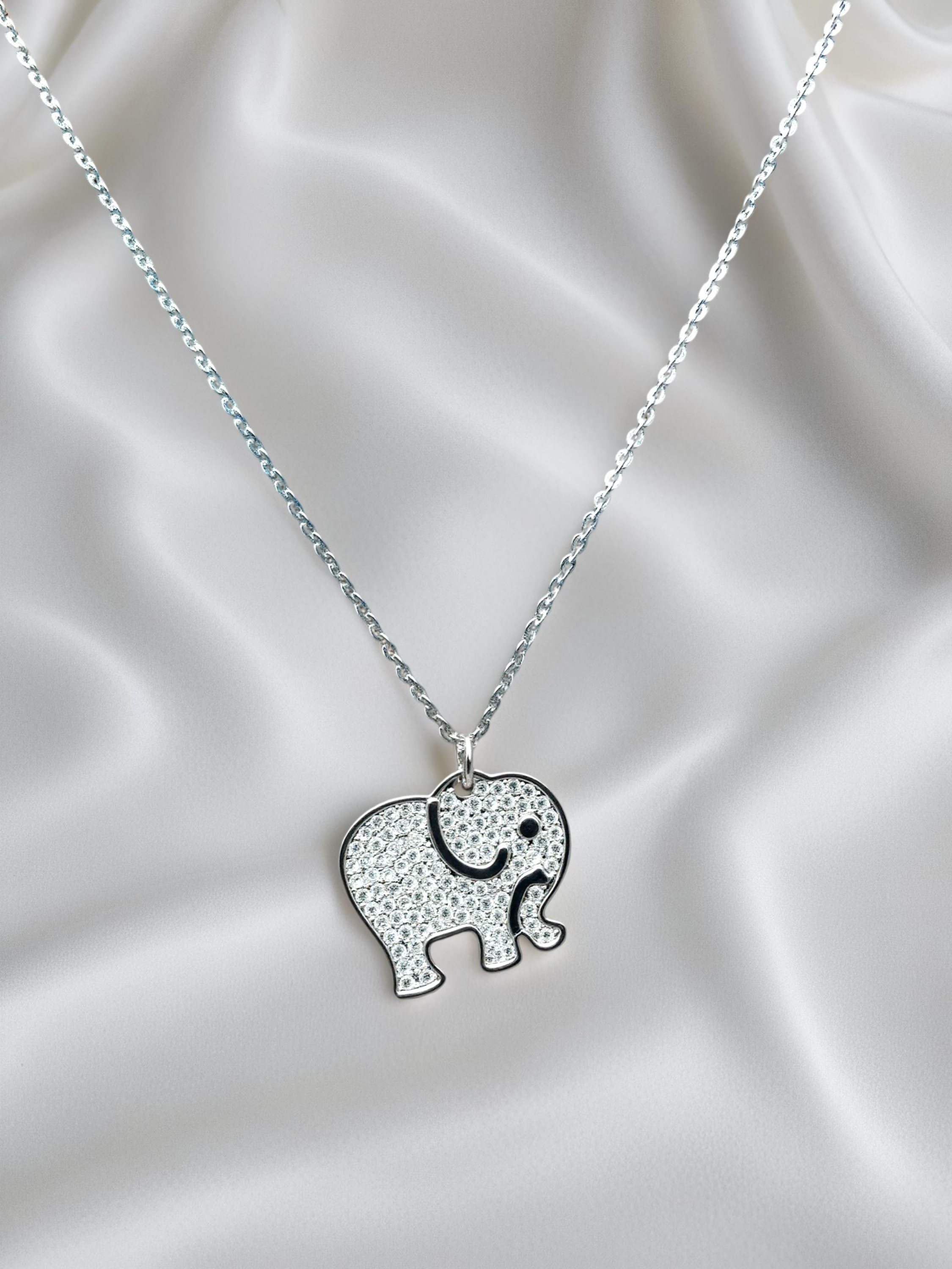 Eleva Charm chain