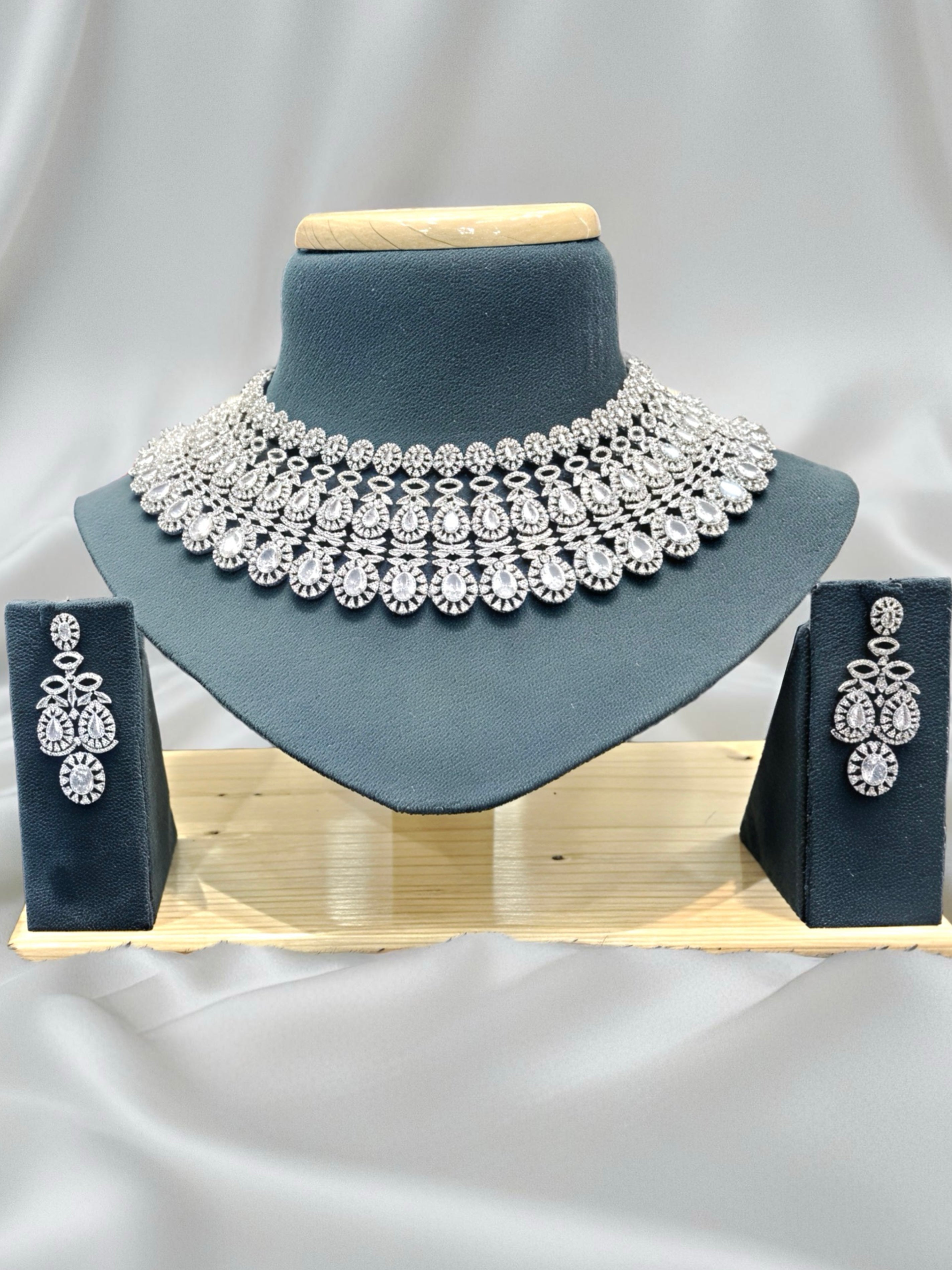 Polki Diamond Necklace Set