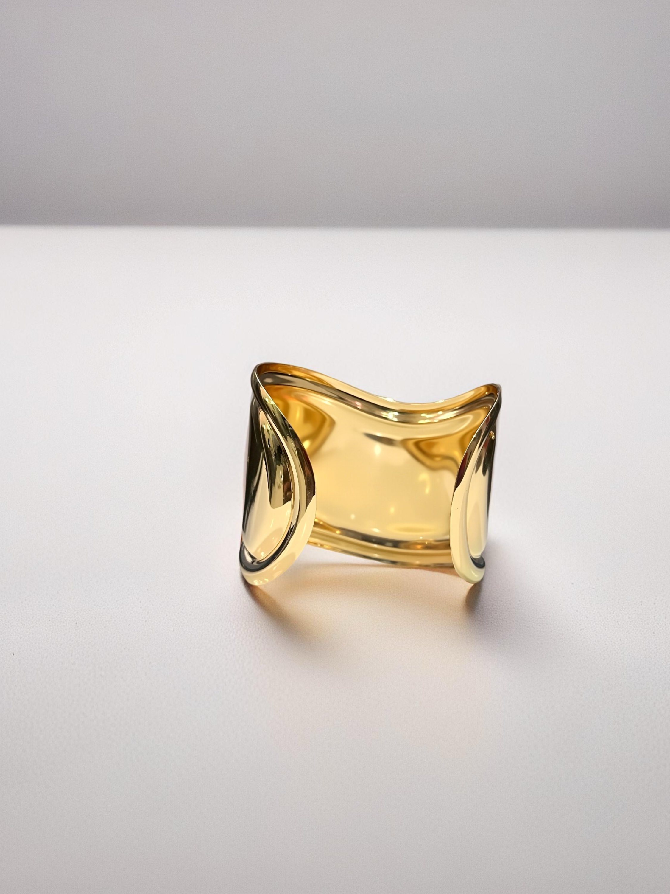 18K Gold Plated Luxe Curve Kada