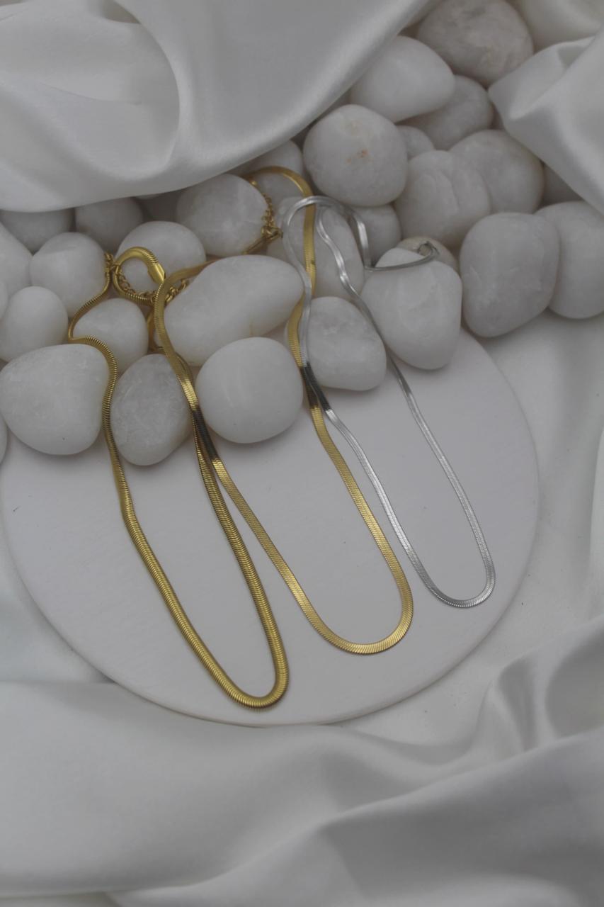 Serene Link Minimal Chain Necklace