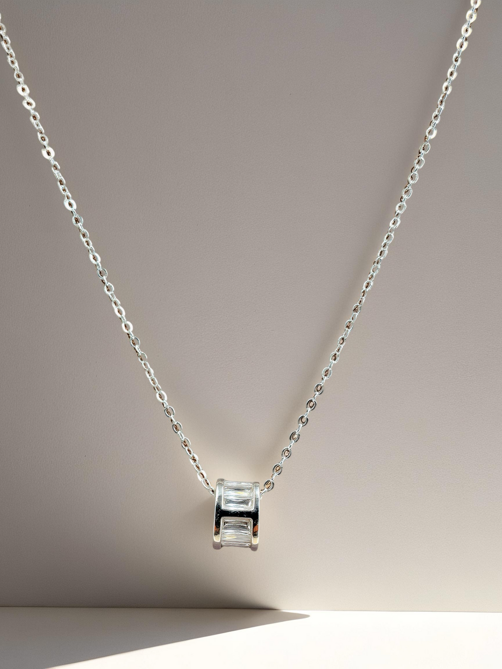Lucent Edge chain