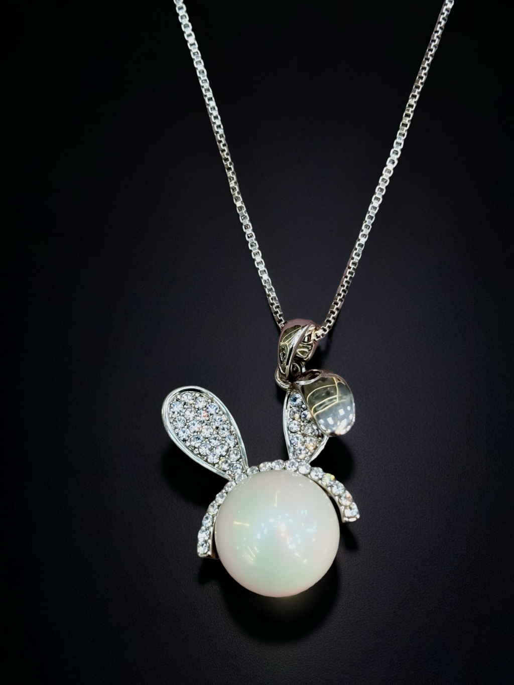 Luna Bunny chain