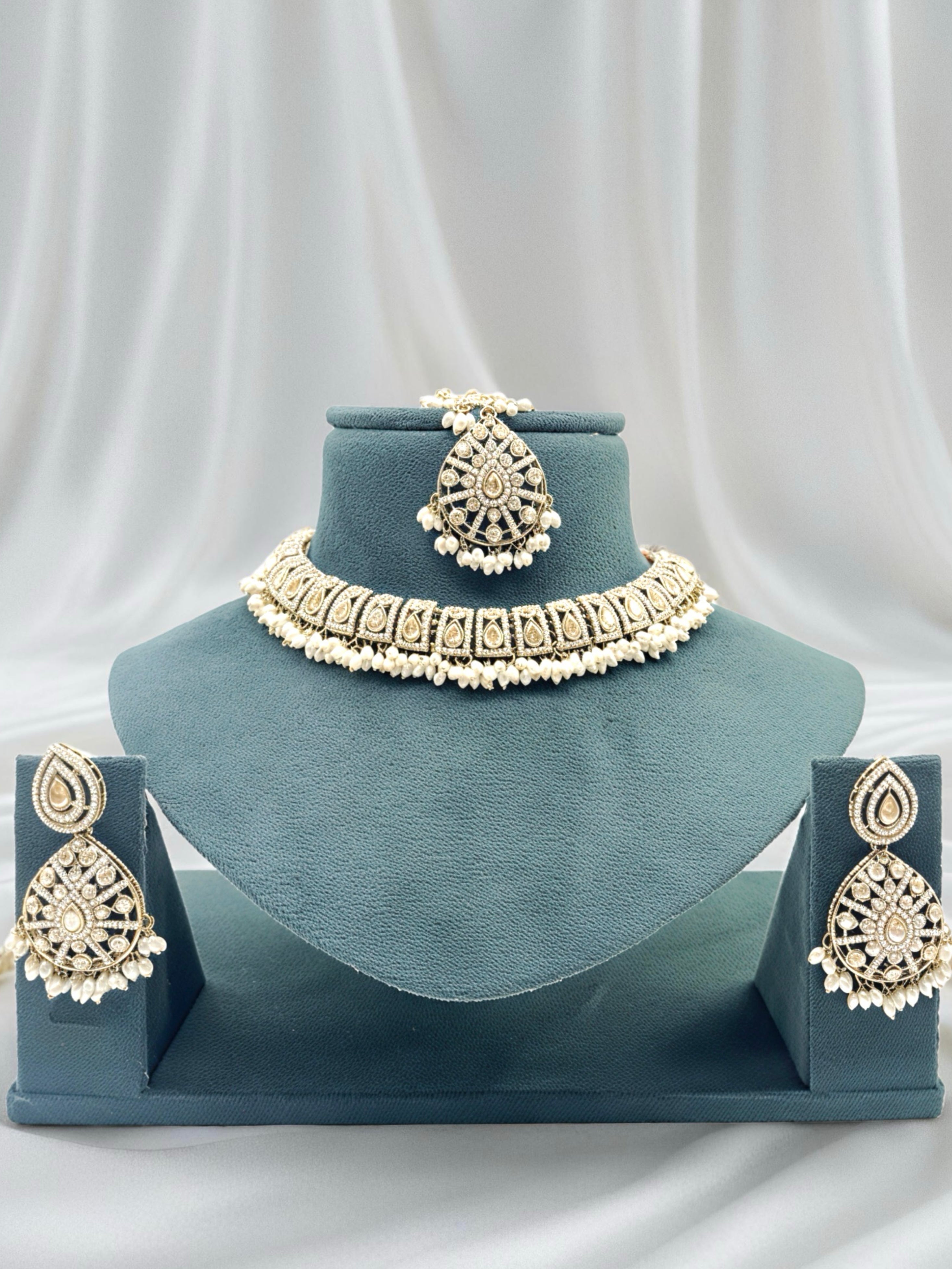 Pearl Kundan Choker Necklace Set