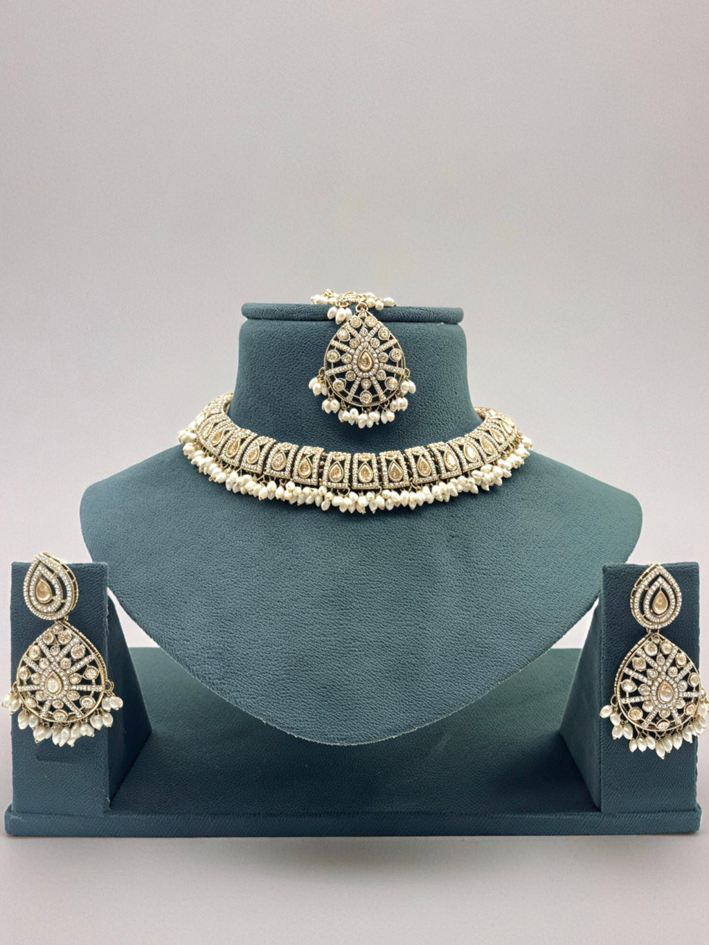 Pearl Kundan Choker Necklace Set