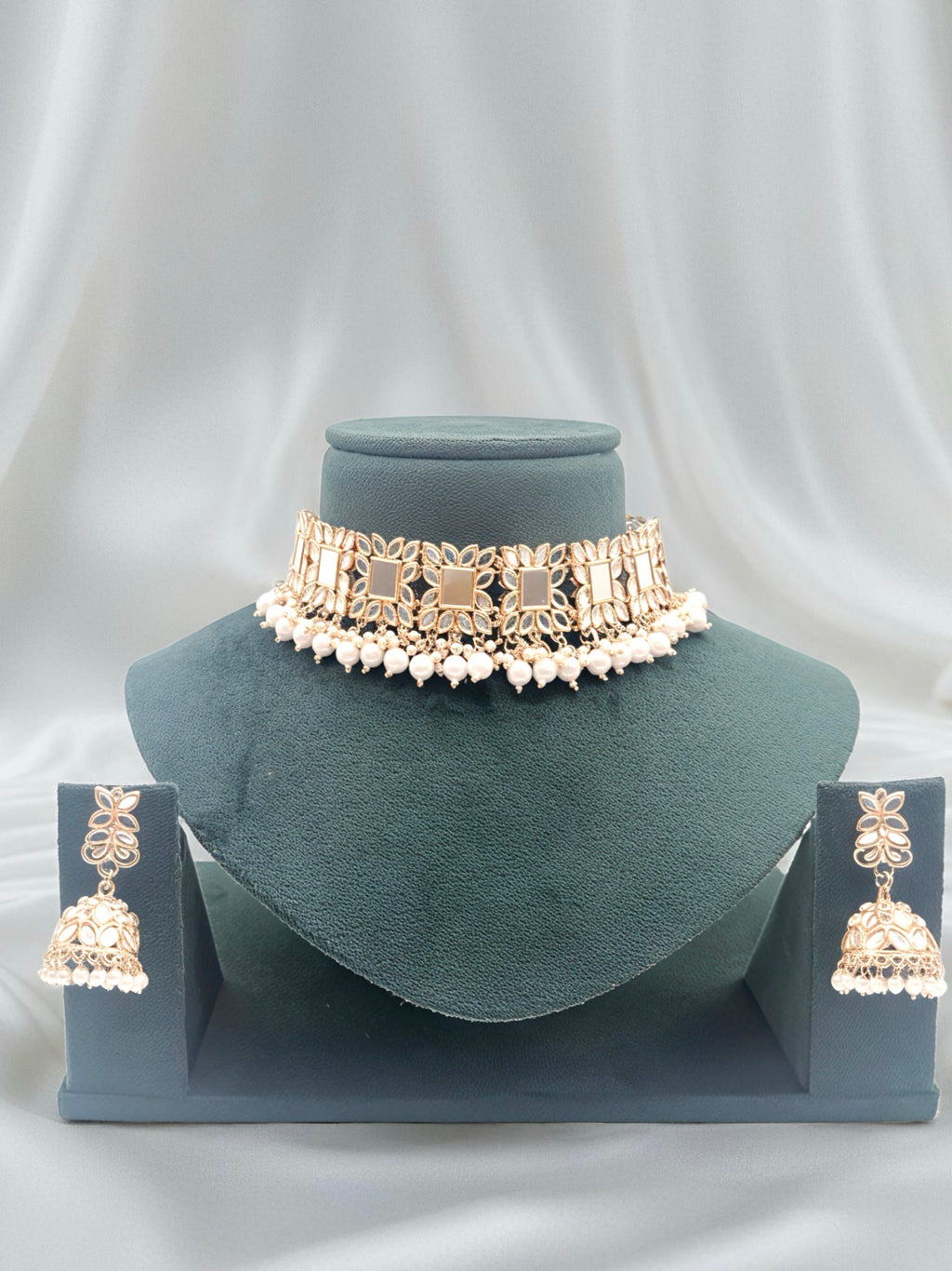 Mirror Polki Choker Necklace Set