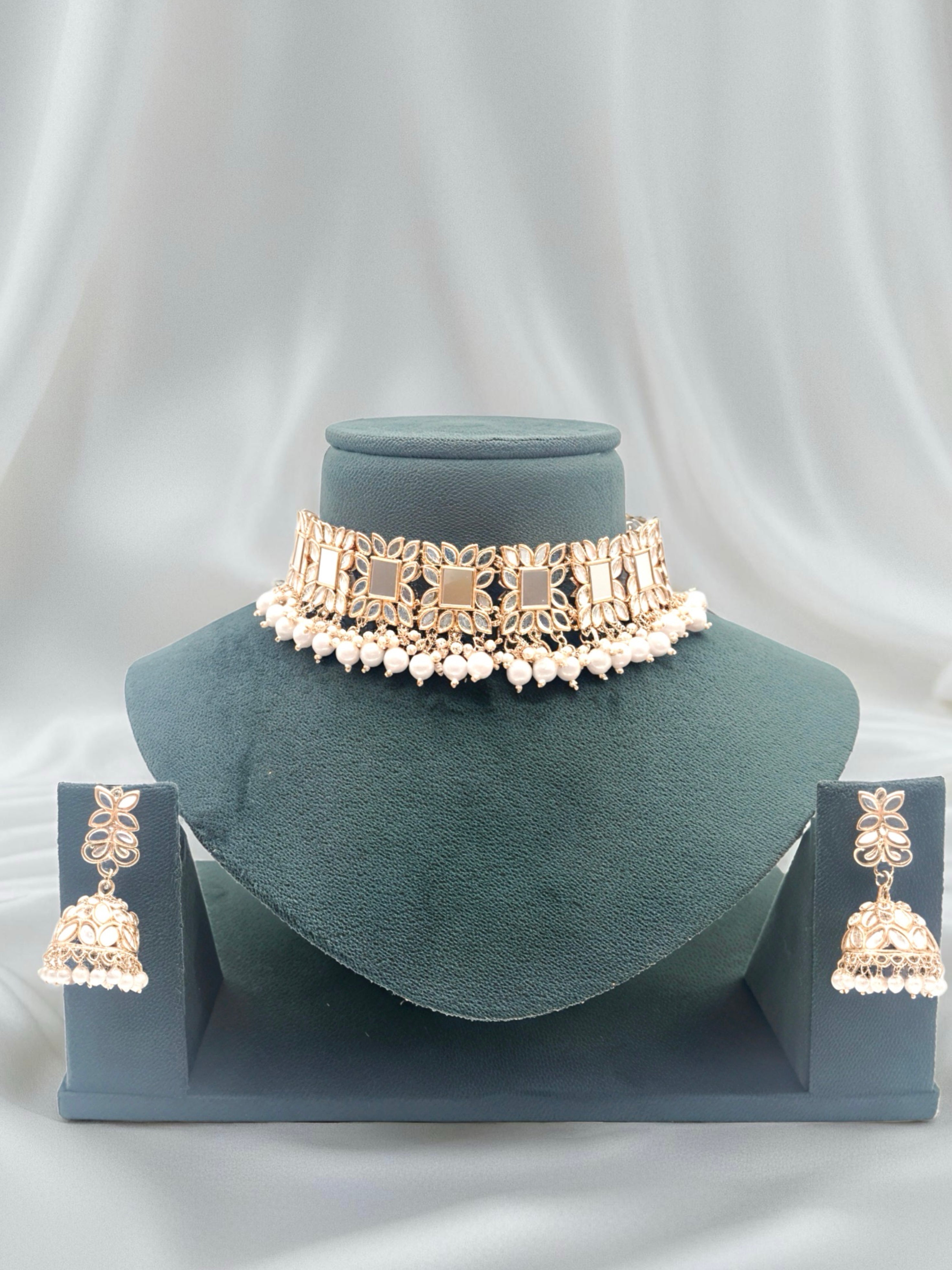 Mirror Polki Choker Necklace Set