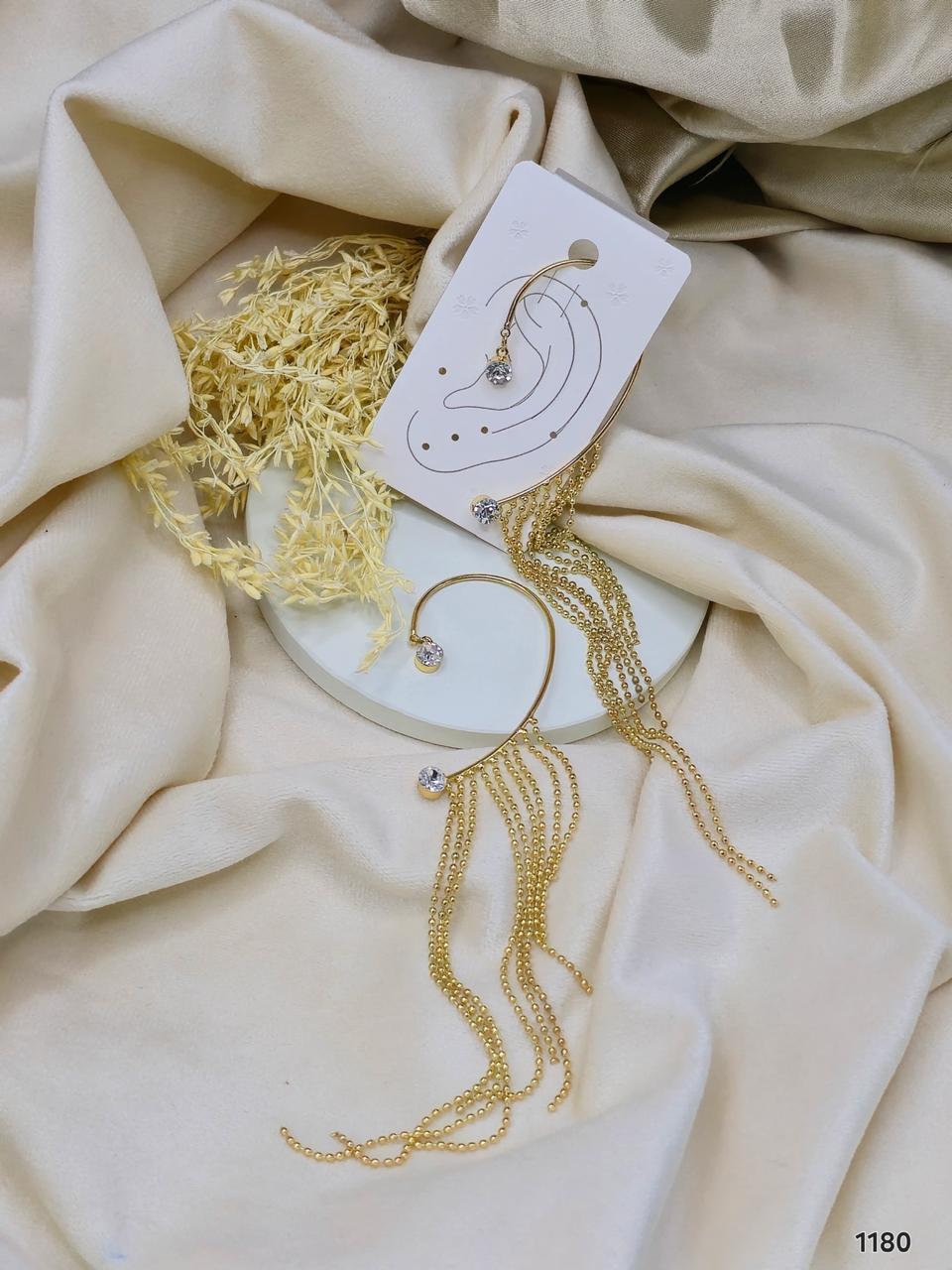 Sleek Spiral Ear Cuff