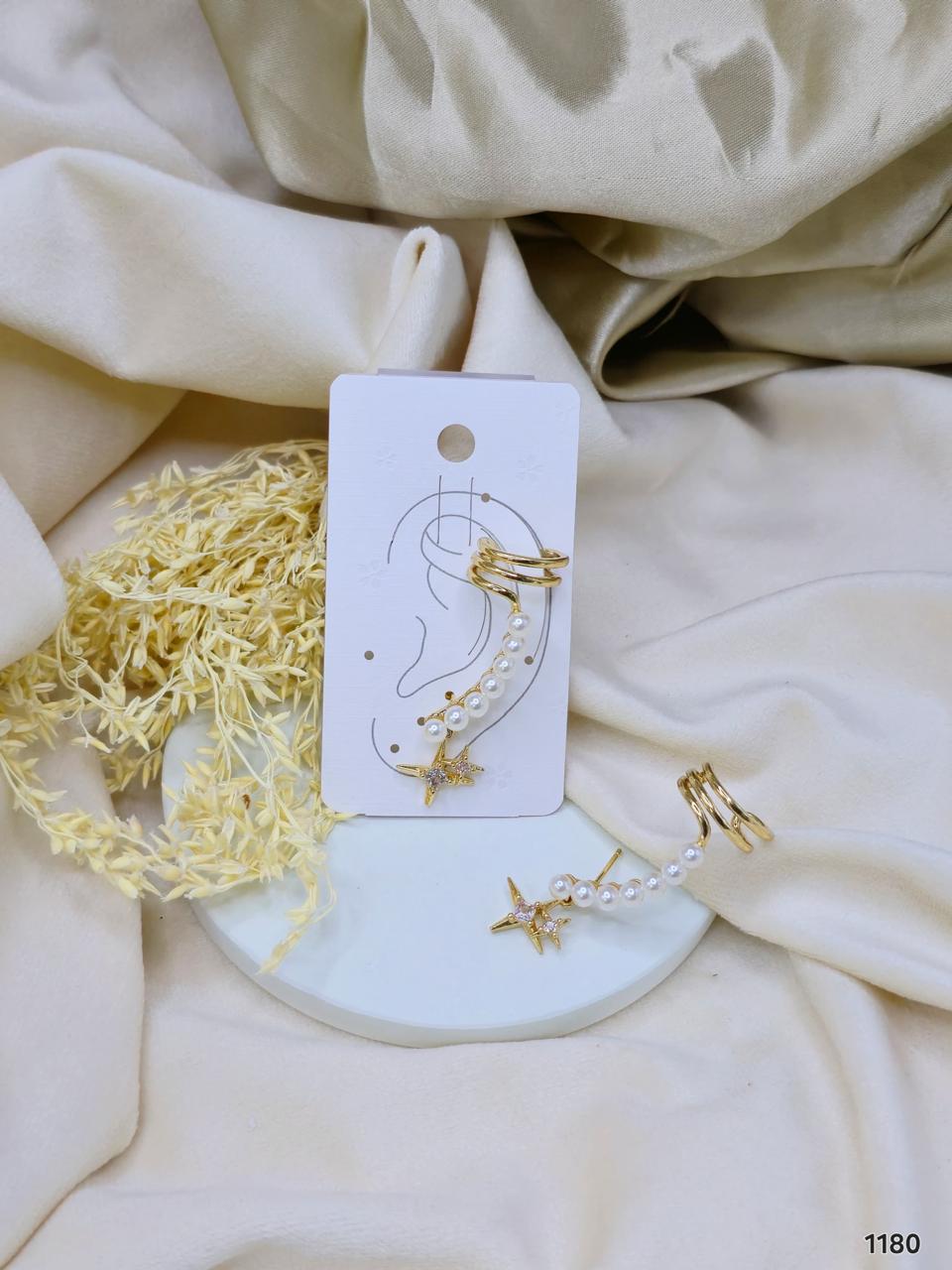 Double Bar Ear Cuff