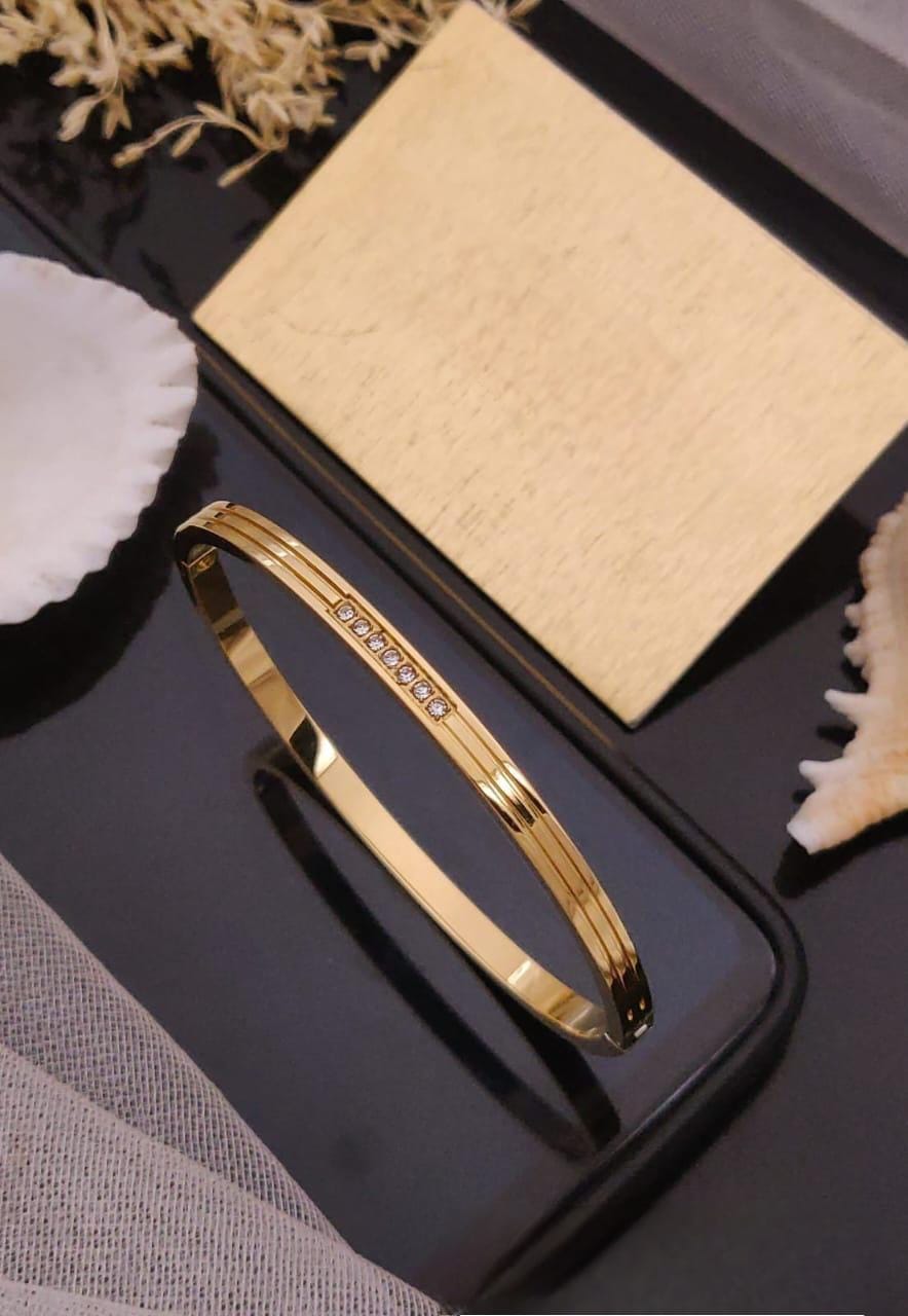 Royal Heritage Kada